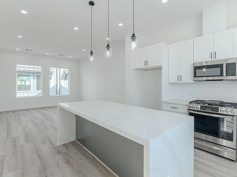 7735 Hammerly Blvd — Photo 23