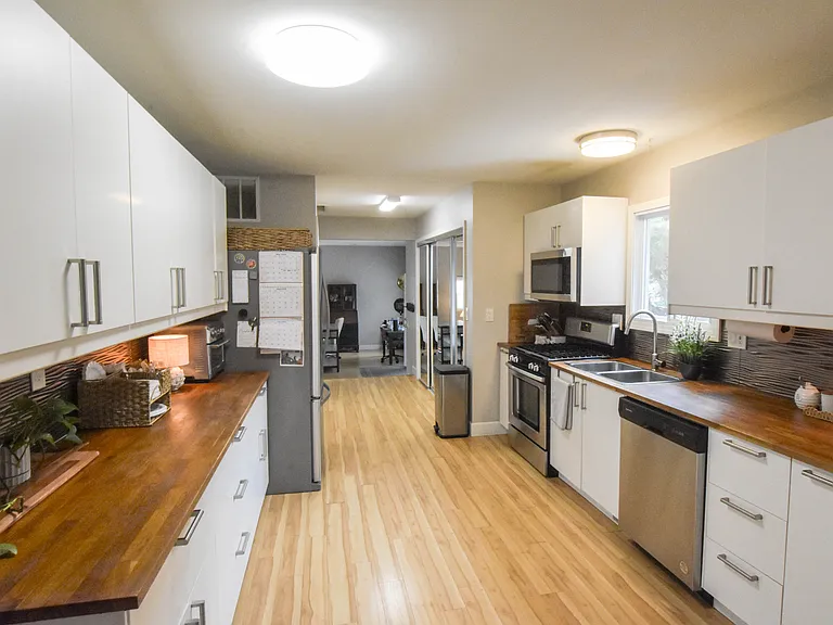 2378 Melton Dr — Photo 10