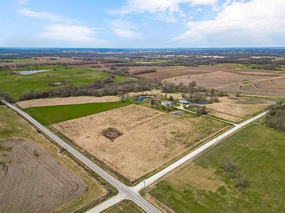 3rd image of 862 SW 1651st Rd