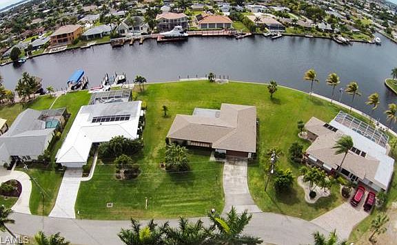 4th image of 154 SW 50th St