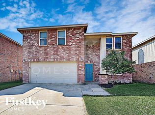 1912 Lariat Dr, Justin, TX 76247