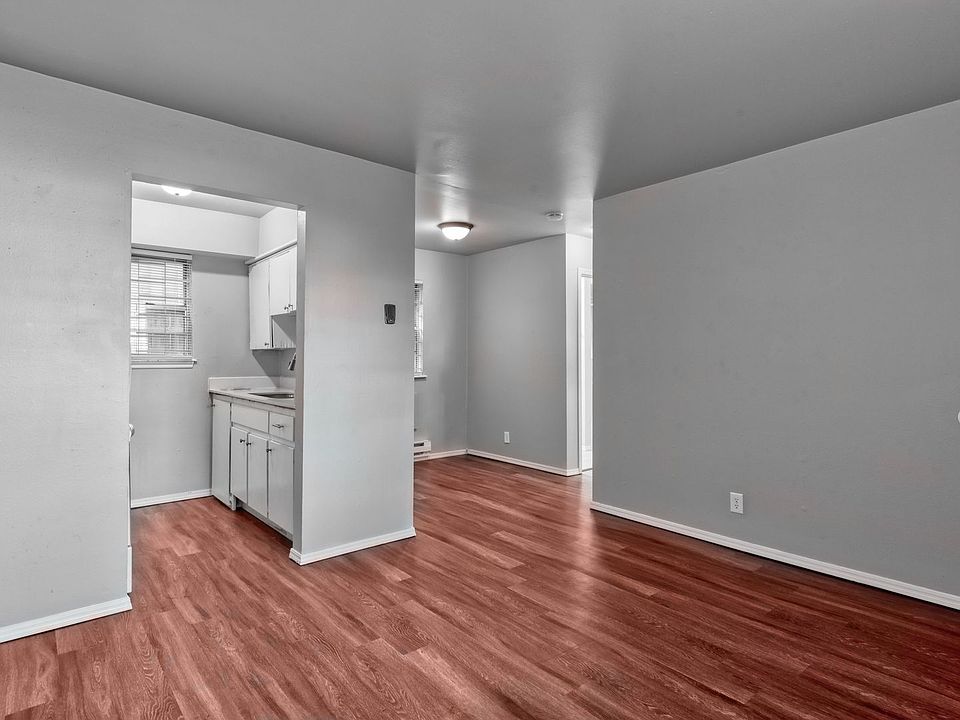1st image of 1426 SW 25th St #3