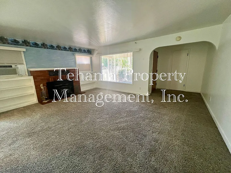 13650 Saint Marys Ave — Photo 2