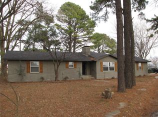 10578 Viney Grove Rd, Prairie Grove, AR 72753