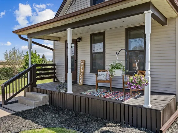 2401 Southland St SW, Cedar Rapids, IA 52404