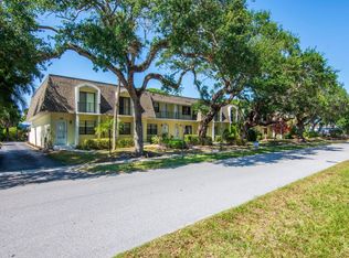 831 Camelia Ln #4, Vero Beach, FL 32963