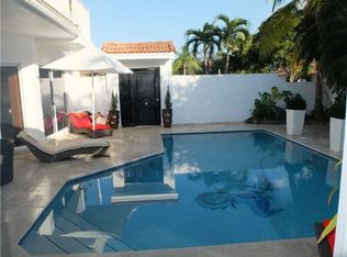 15235 NW 87th Pl, Miami Lakes, FL 33018