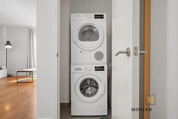 Laundry, photo 1