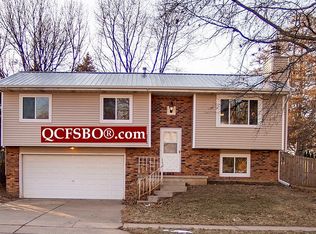 2418 Mound St, Davenport, IA