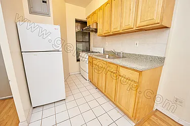 Rented by Genik Group Corp