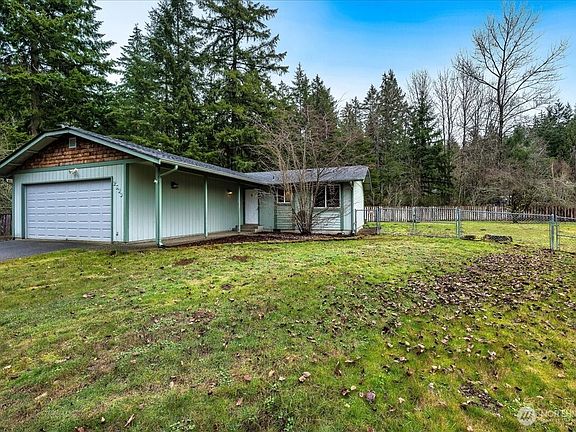 3rd image of 2630 SE Brookside Court