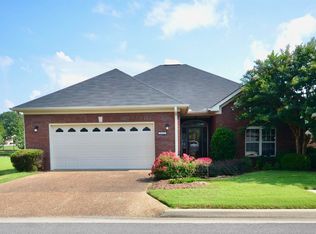 818 Village Ct SW, Decatur, AL 35603