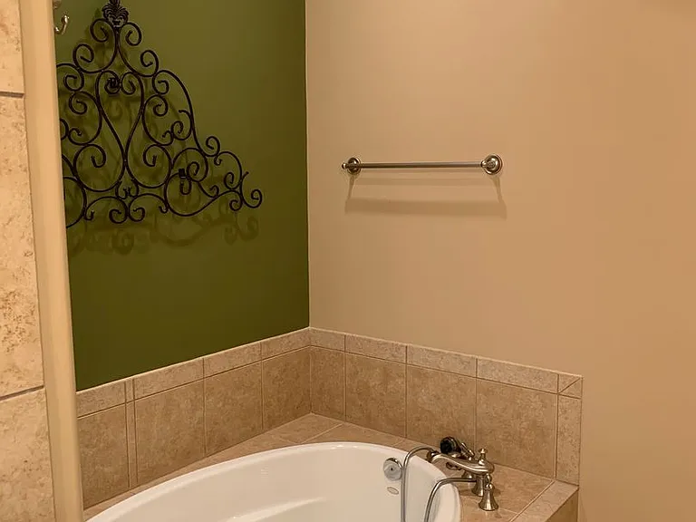 136 Nickolas Cir — Photo 28