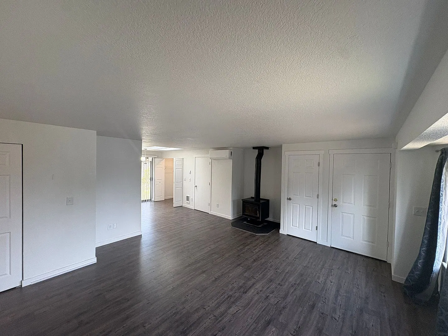 Updated 3bd 2bath Olympia Rental w/Attached Garage & Fenced Yard — Photo 3