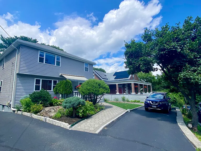 106 Westmoreland Ave — Photo 1