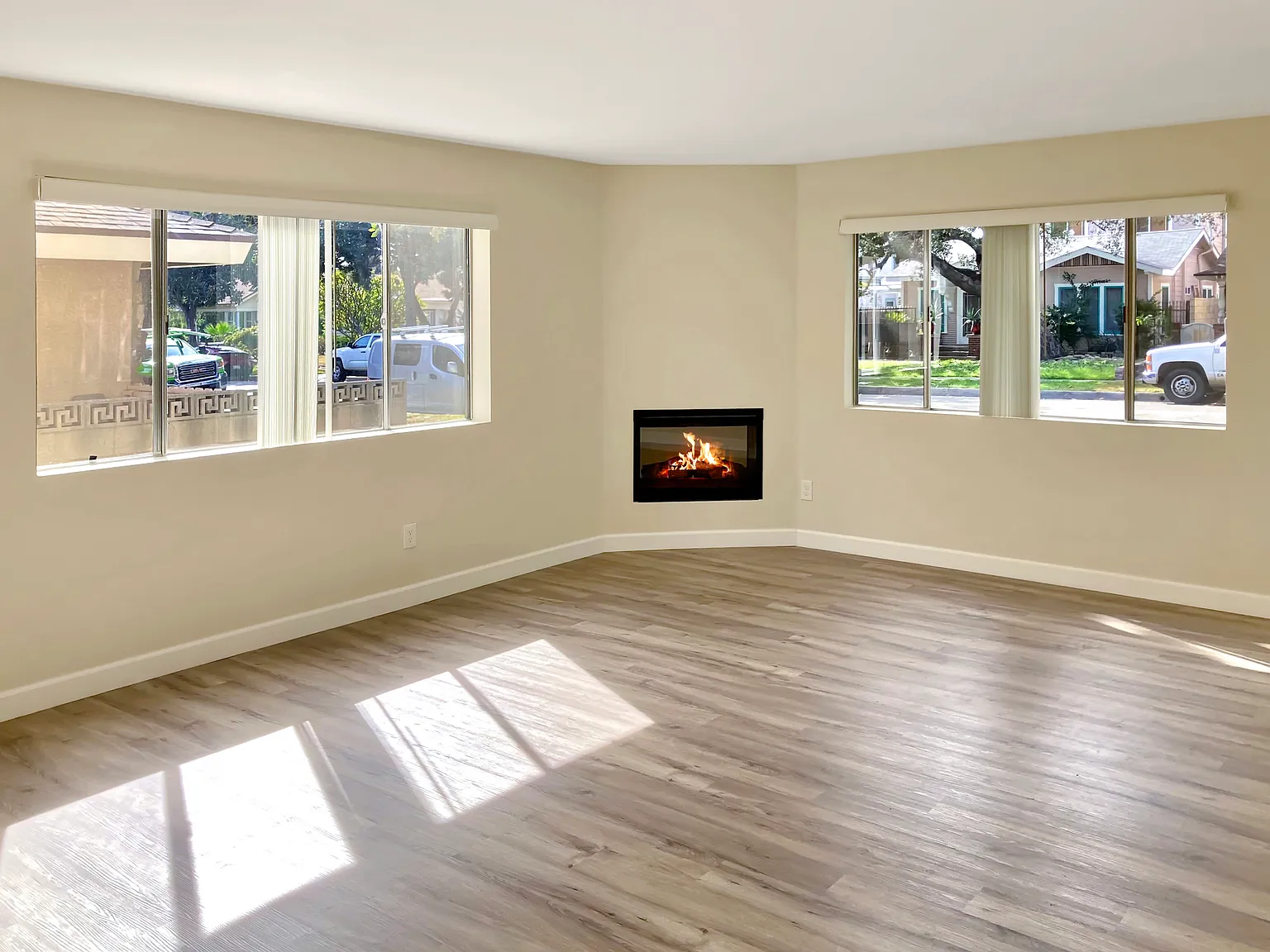 432 North Monterey Street — Photo 3