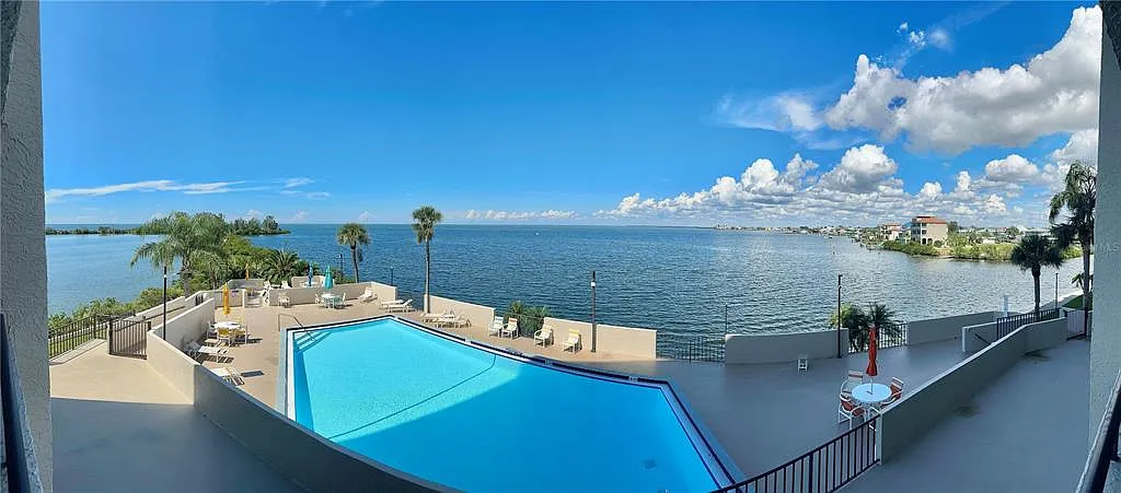 2 bed, 2.0 bath, 1236 sqft, $4,000 — Photo 1