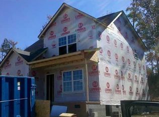 2105 Short Leaf Dr, Soddy Daisy, TN 37379