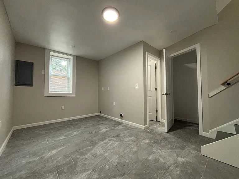 559 Sherman Pkwy #16 — Photo 8