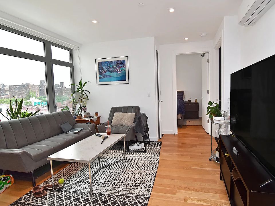 1st image of 91 Attorney St APT 8E