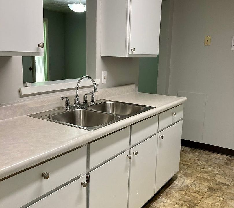 Hillcrest Avenue Apartments 146169 Hillcrest Dr Niles OH Zillow