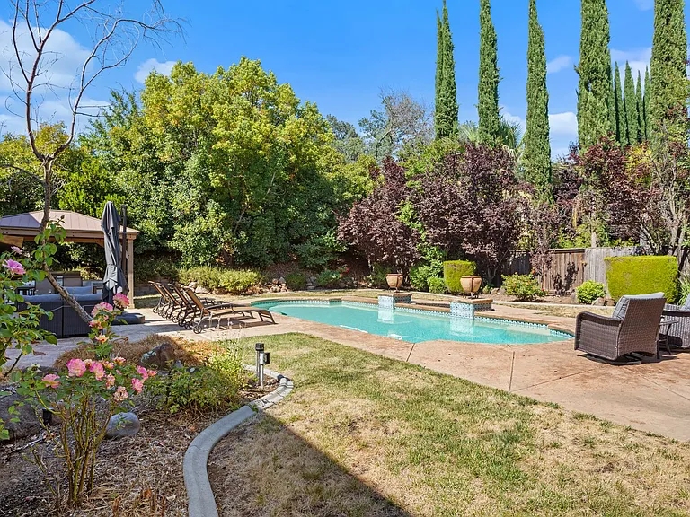 6505 Winter Rush Dr — Photo 38