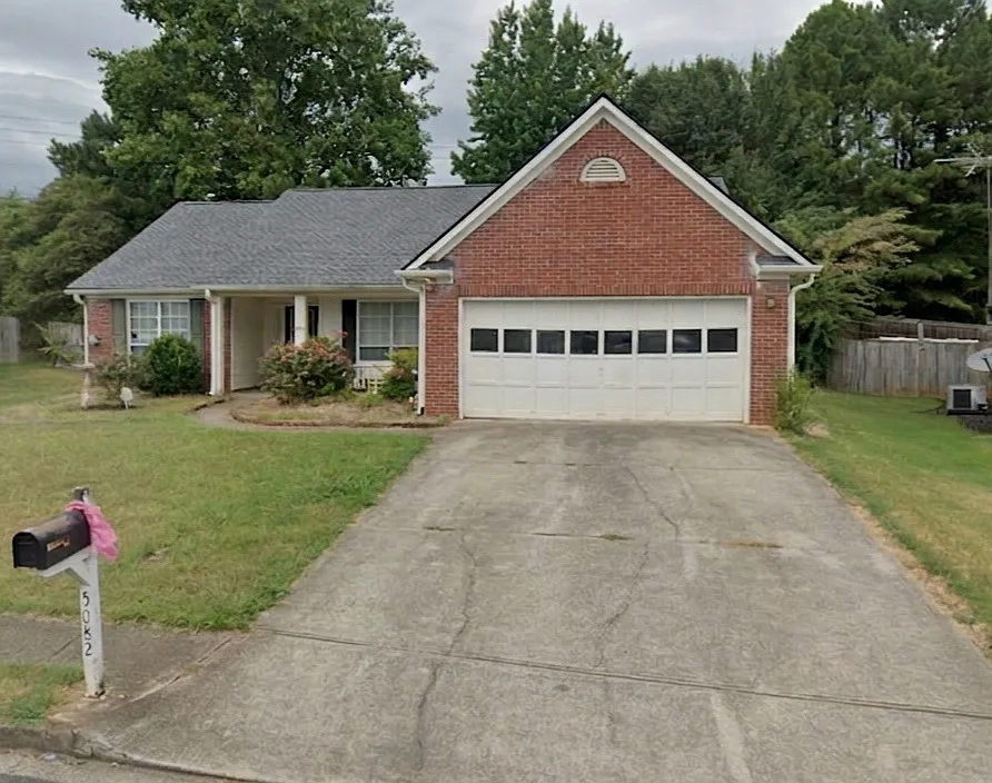 5082 Overlook View Ct