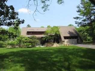 26 Britton Rd, Stockton, NJ 08559