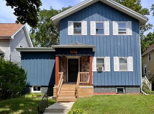 340 E Wilson St #B, Milwaukee, WI 53207