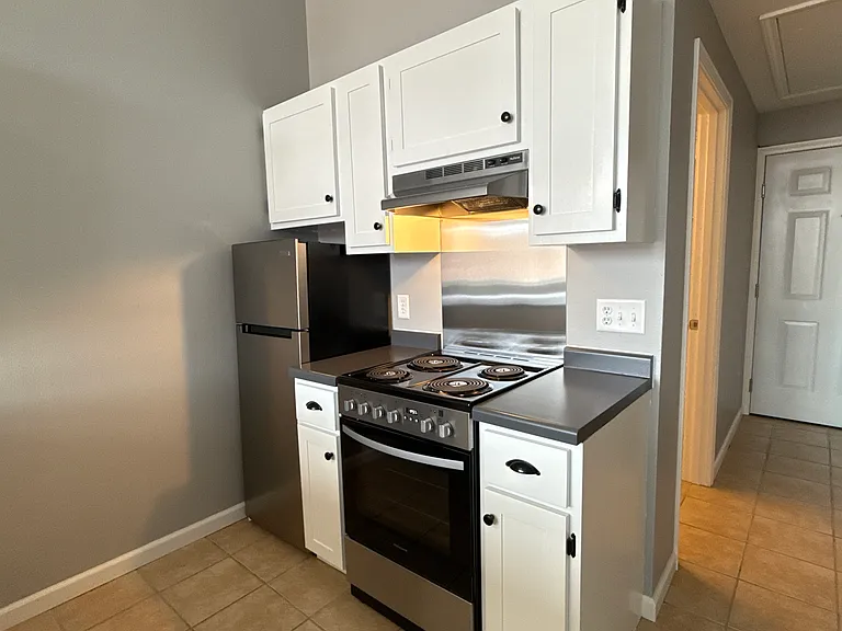 529 N 3rd St #3 — Photo 3