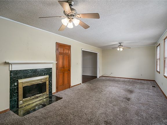 5th image of 28 Arlington Dr