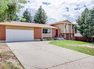 4827 Del Sol Rd, Colorado Springs, CO 80918