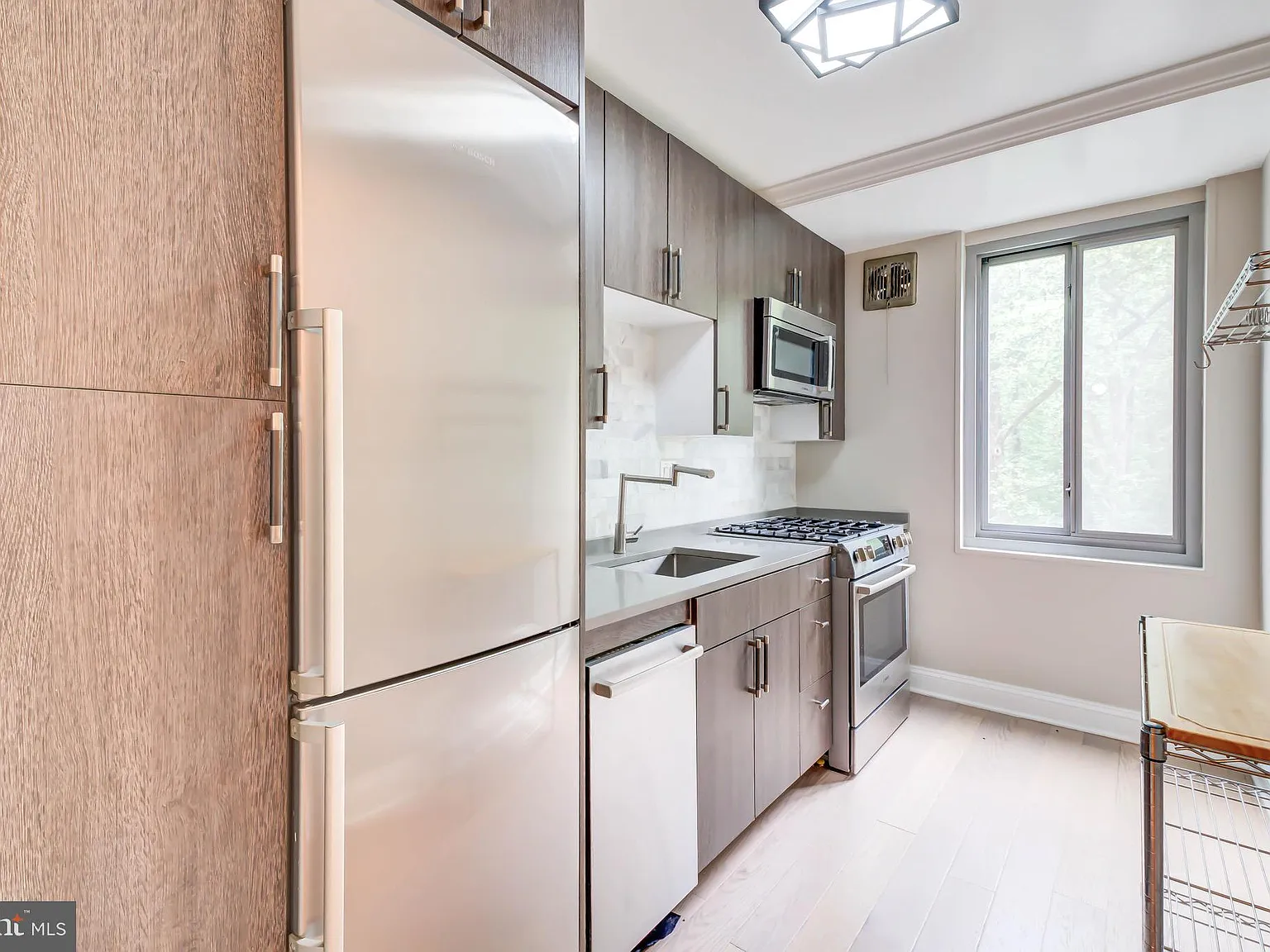 Wesley Heights — Photo 1