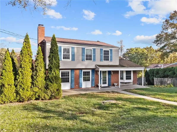 172 E Edgewood Dr, McMurray, PA 15317