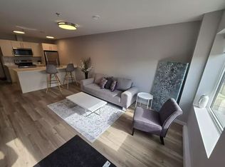 475 Saint Annes Rd #315, Winnipeg, MB R2M 3V1