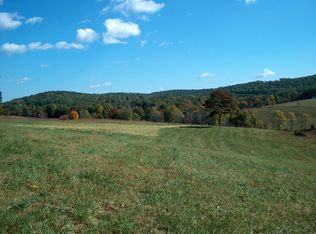 6217 Wilson Rd, Marshall, VA 20115