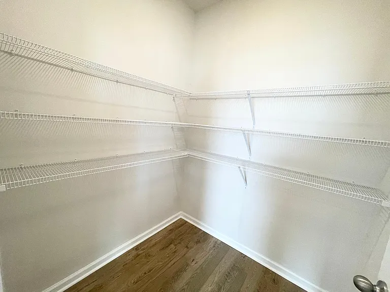 3197 Bells Lake Cir — Photo 11