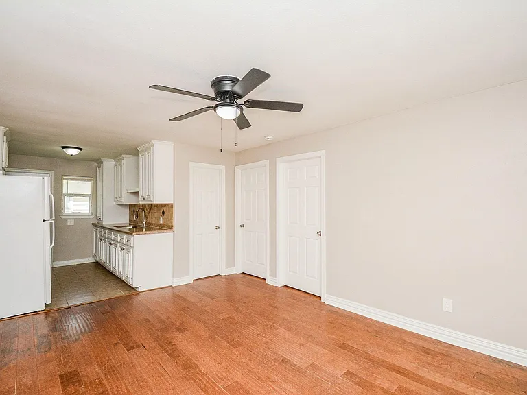 6018 Collingsworth St #1 — Photo 3