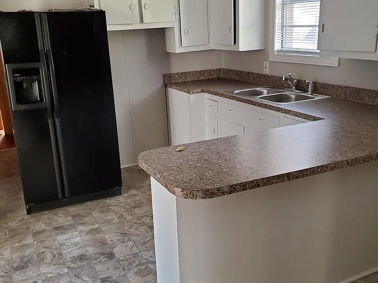 318 Blossom Dr — Photo 9