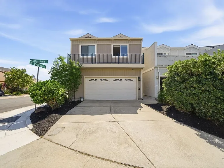 3508 Mount Davidson Ct — Photo 1