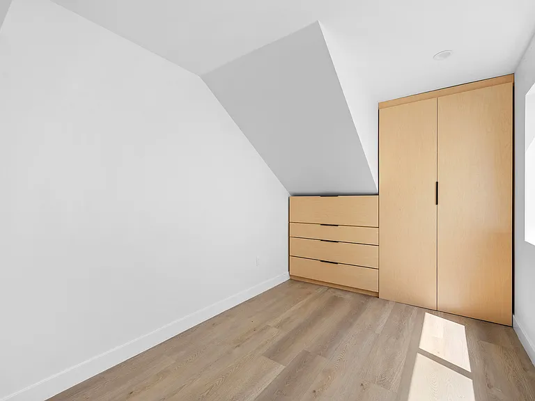 7610 Machrea St #10 — Photo 14