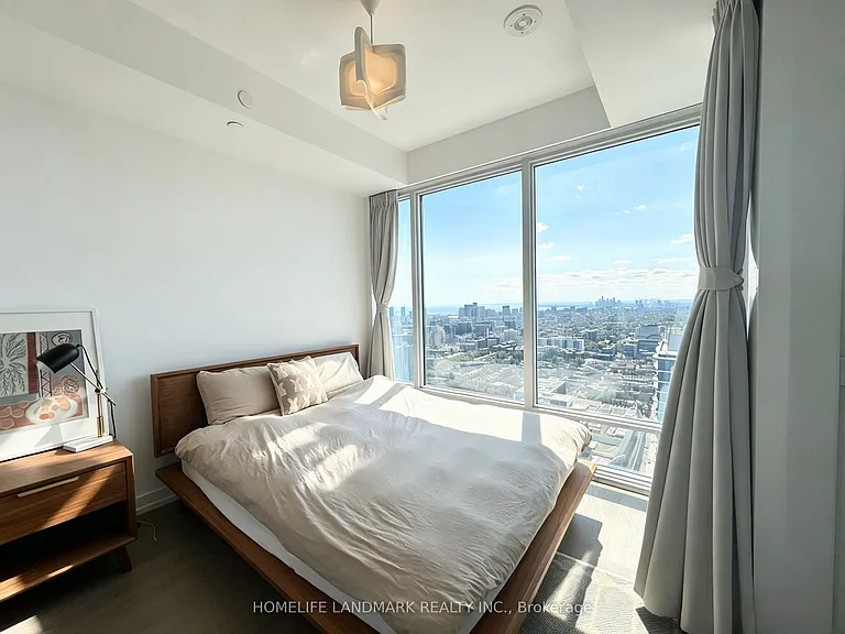 488 University Ave #3111 — Photo 9