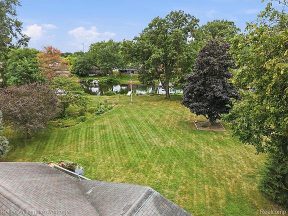 2nd image of 701 Artdale Dr