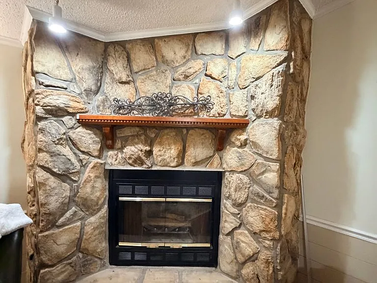 7810 W Lakeshore Dr — Photo 10