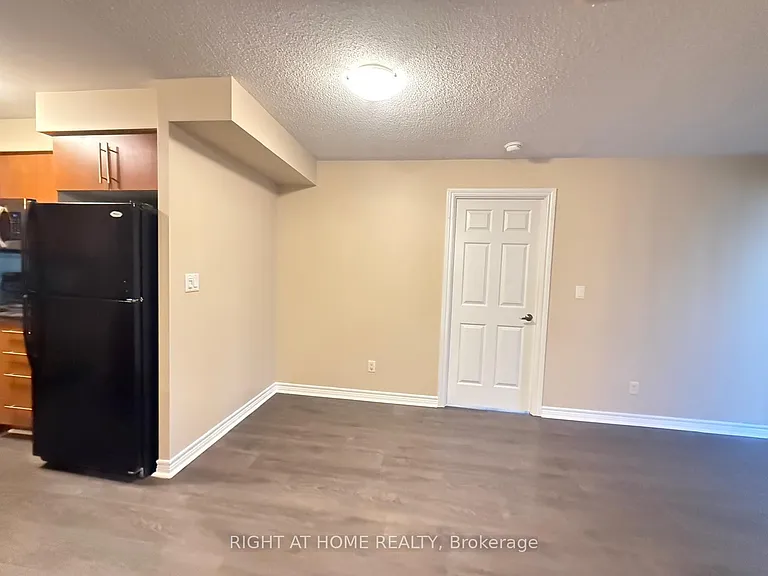 310 Burnhamthorpe Rd W #2101 — Photo 13