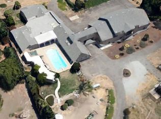 901 Hospital Rd, Hollister, CA 95023