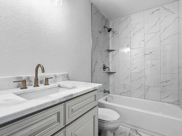 6131 Hartlee Field Rd — Photo 30