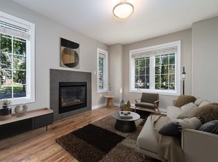 10204 113th Ave NW #MF, Edmonton, AB T5G0W9