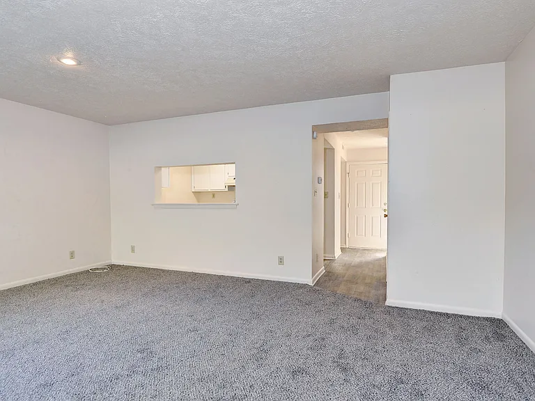4043 Midlands Rd — Photo 10