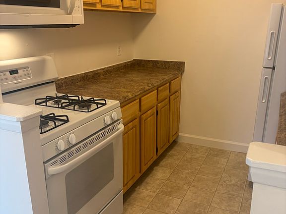 5th image of 5962 Turnabout Ln APT 10